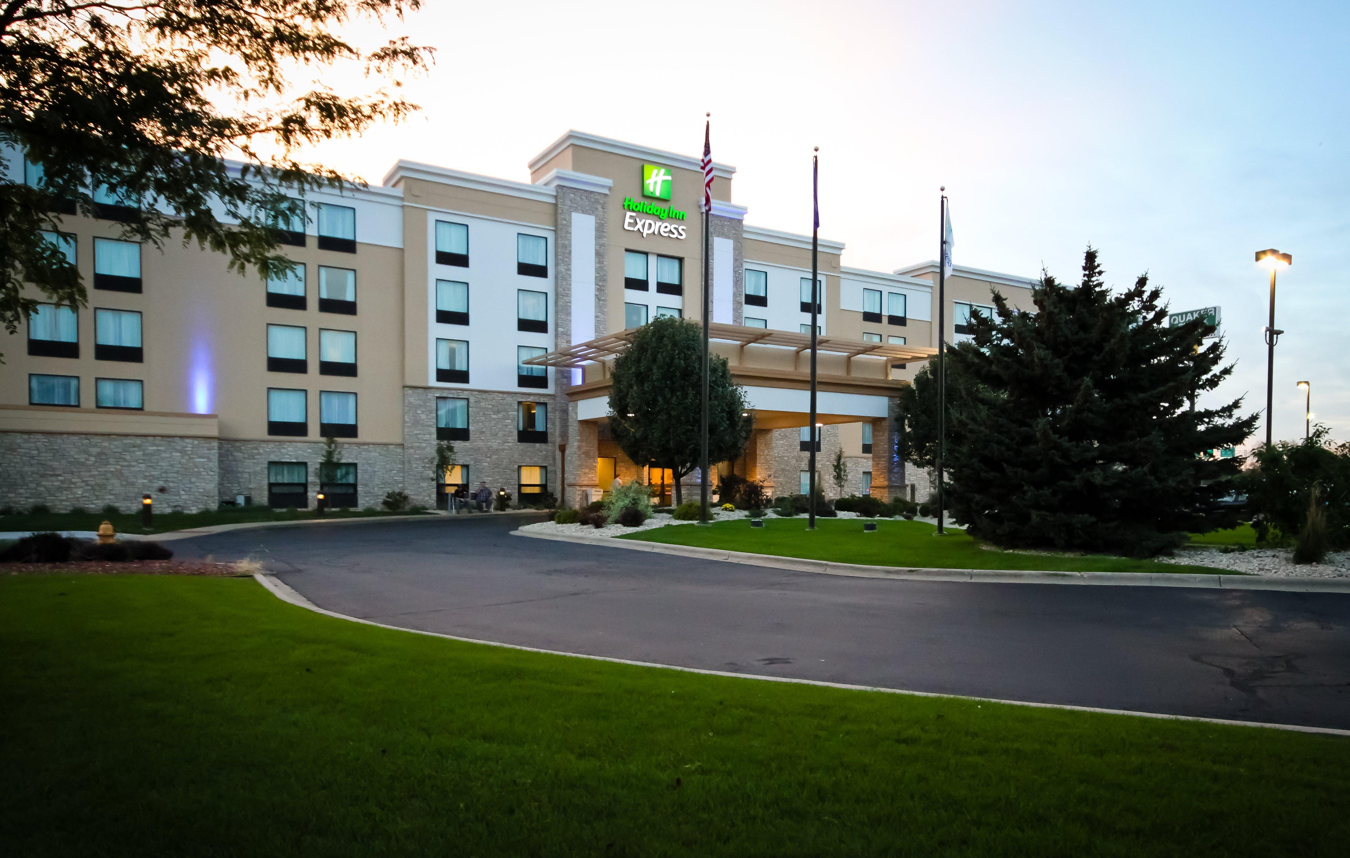 Holiday Inn Express Janesville-I-90 & Us Highway 14 By Ihg Exteriör bild
